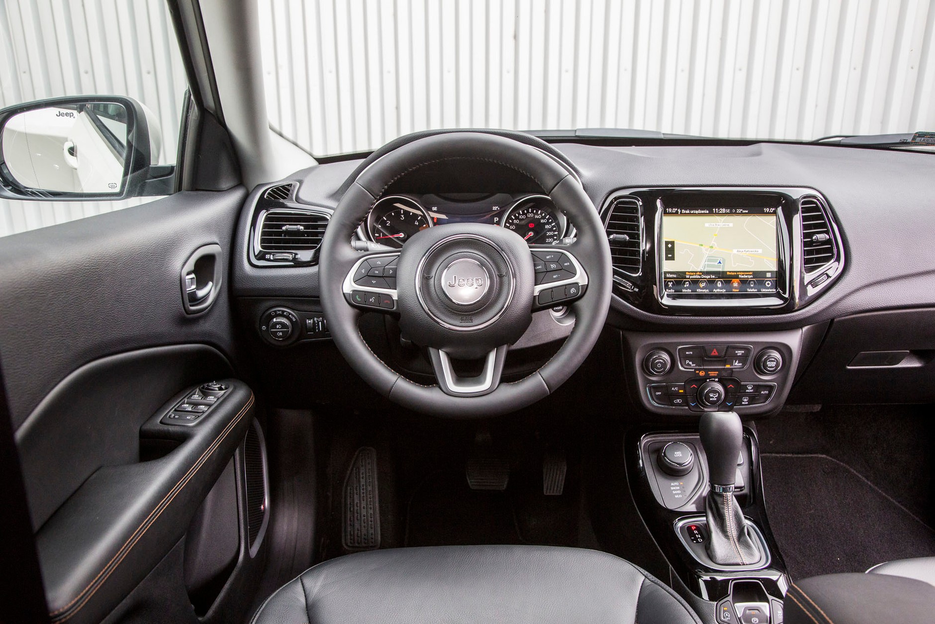 Jeep Compass 2.0 Multijet - sprawdza się nie tylko na asfalcie