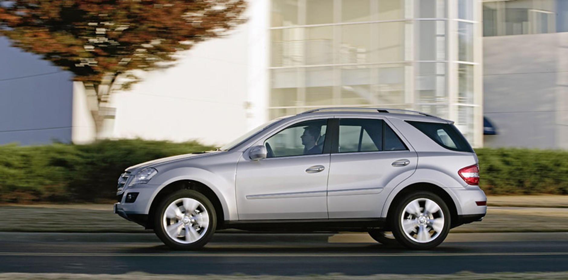 Mercedes-Benz M: facelifting stuttgarckiego SUV-a