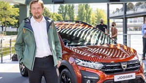 Szef sprzedaży Dacii uważa, że jego firma jako jedna z ostatnich będzie oferować auta spalinowe