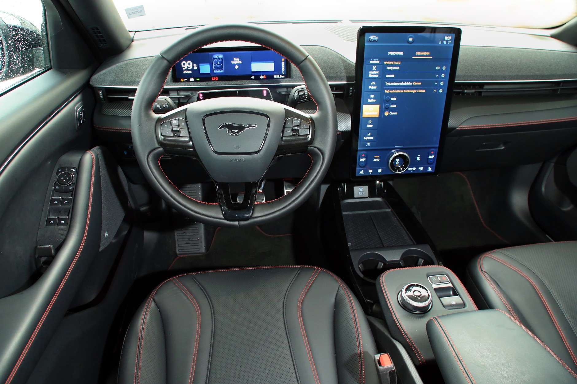 Ford Mustach Mach-E AWD 98 kWh