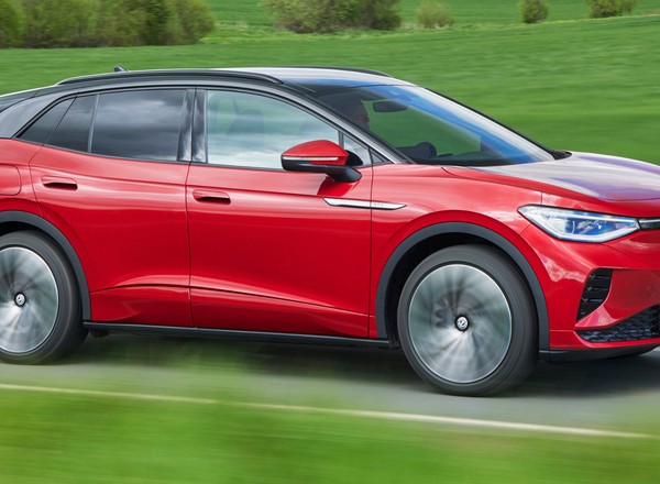 Ponad 3/4 Polaków nie ma pojęcia o tym, ile aut elektrycznych jest na rynku