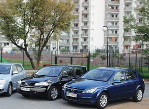 Kompakty ograniczonego ryzyka? Opel Astra kontra Renault Megane i Toyota Corolla