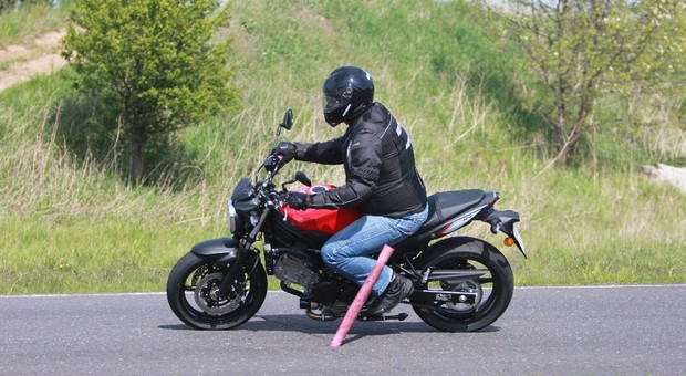 Suzuki SV650 - motocykl o dwóch twarzach