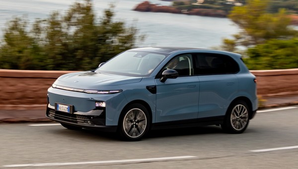 Słynna niemiecka marka może sprzedawać chińskiego SUV-a. Cena też wywołałaby zamieszanie