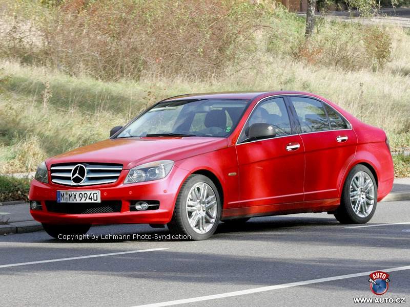 Zdjęcia szpiegowskie: Mercedes-Benz klasy C