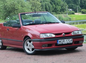 Renault 19 Cabrio - uchylić nieba za grosze
