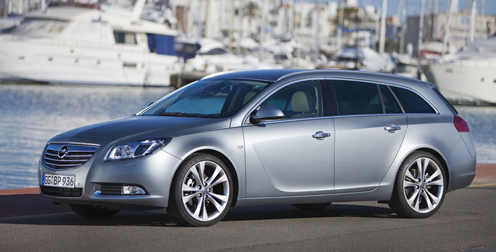 Opel Insignia Sports Tourer: kombi na miarę XXI wieku