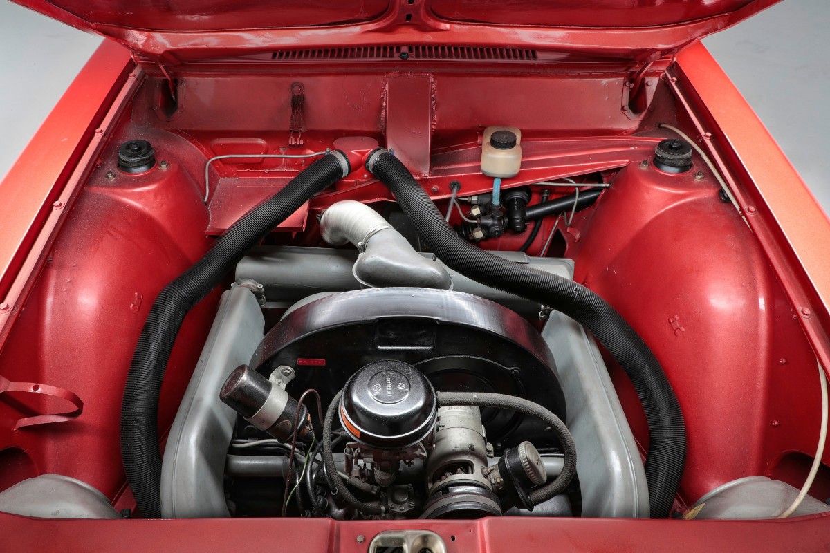 Silnik z Garbusa, ale już w nadwoziu nowoczesnym na miarę lat 70.