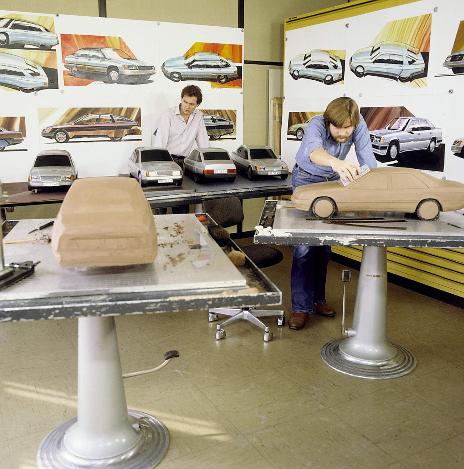 Mercedes W124 ma 35 lat