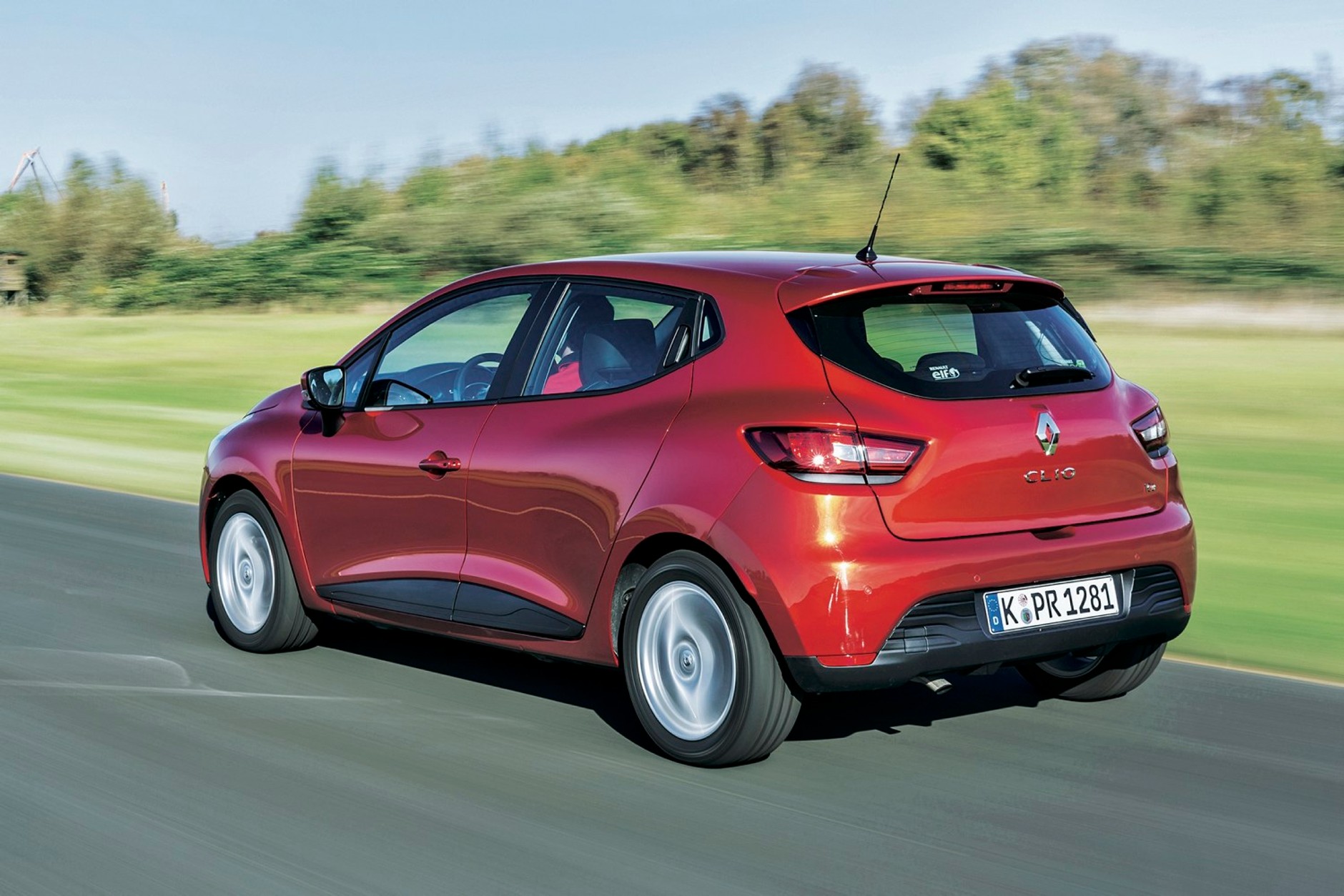 Porównanie: Skoda Fabia kontra Citroen C3, Dacia Sandero, Peugeot 208, Renault Clio i Seat Ibiza