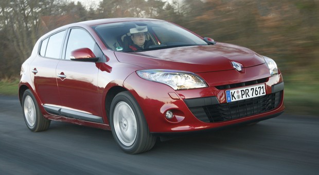 Udane kompaktowe hatchbacki za 15-25 tys. zł - z tych modeli będziesz zadowolony!