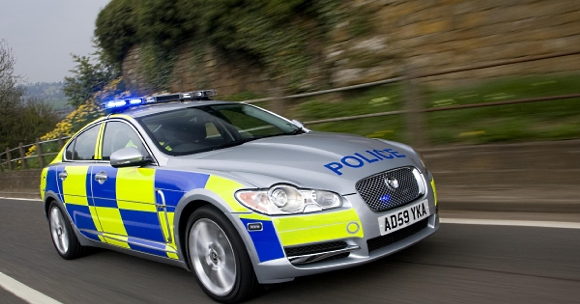 Policyjny Jaguar XF