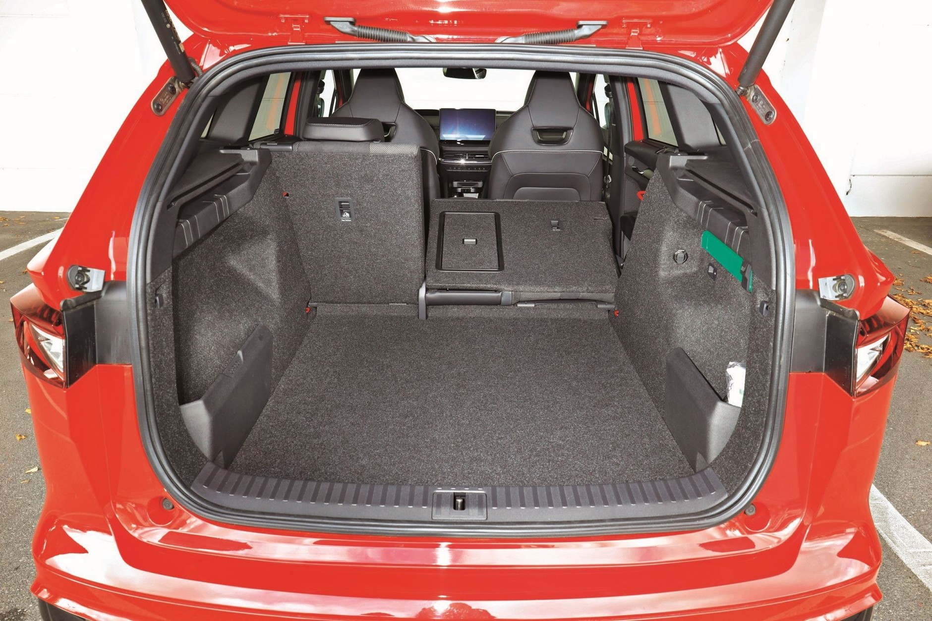 Skoda Enyaq (I, 2022) - bagażnik pomieści od 585 do 1710 litrów.