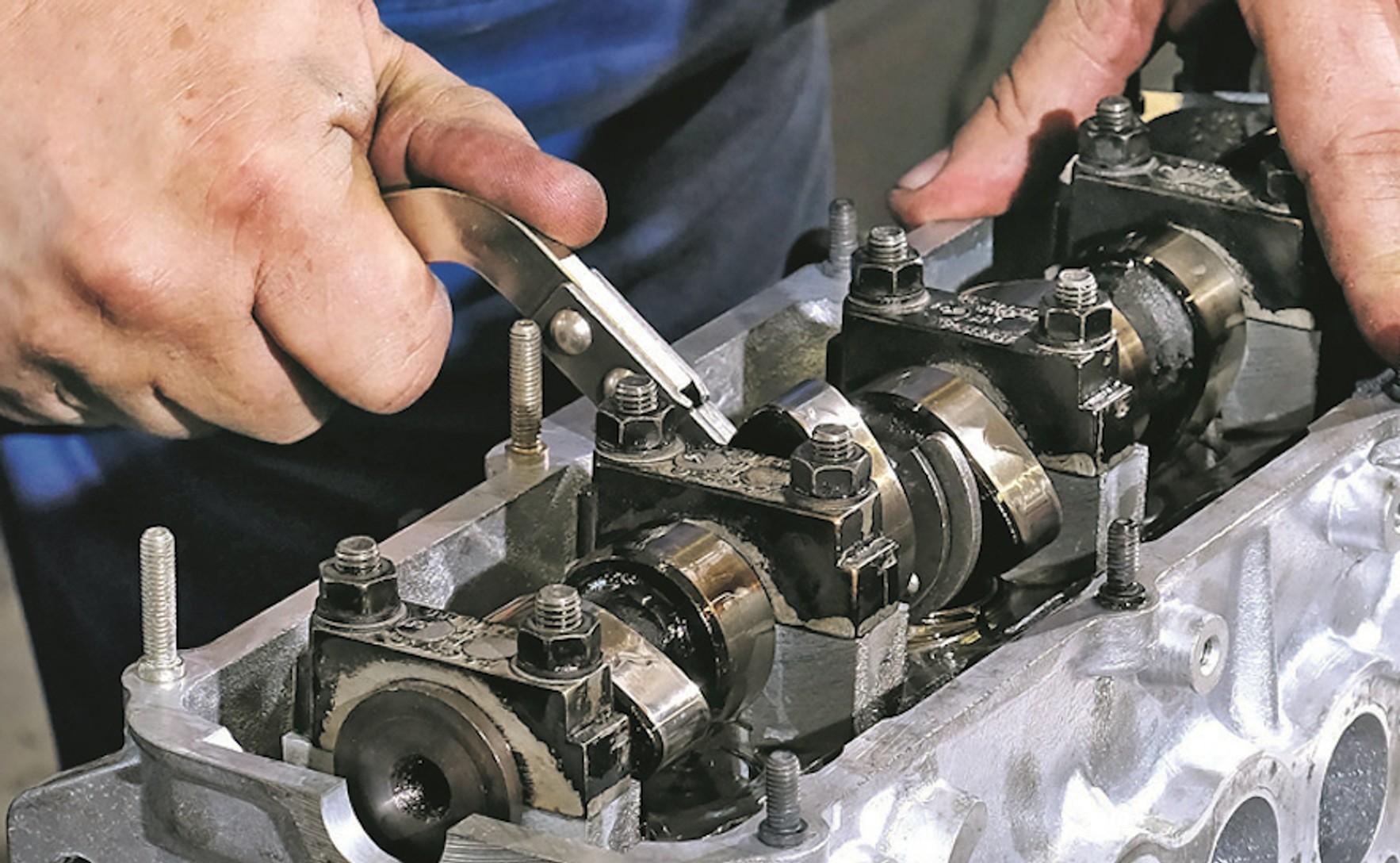 Kontrola i regulacja luzów zaworowych