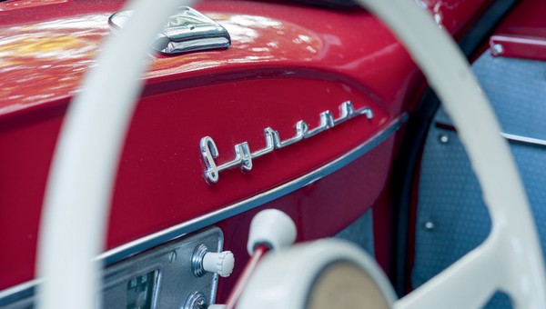 Syrena 100 - klasyk który zmienił historię