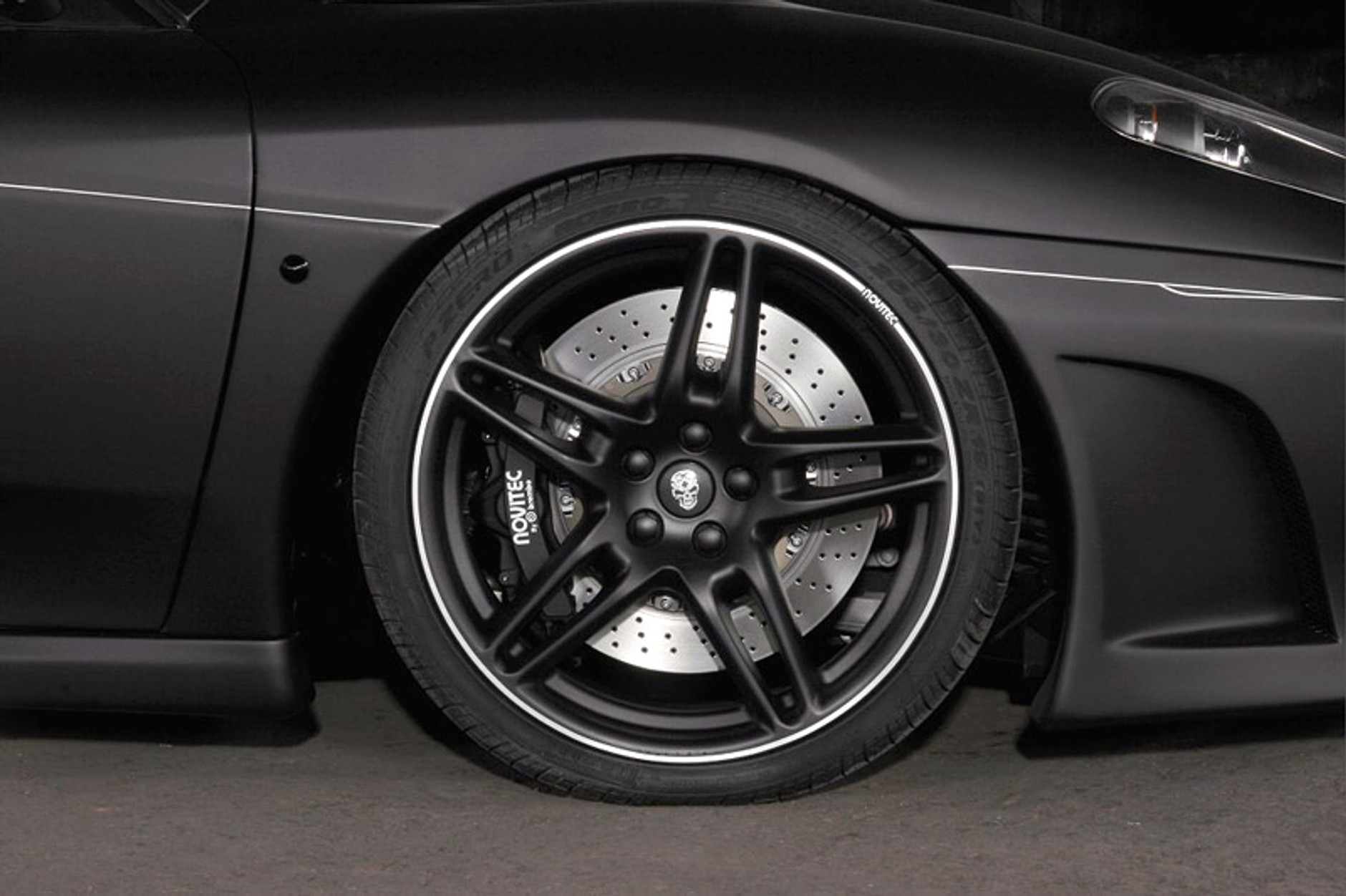 Walz Hardcore/Novitec Rosso F430 Tu Nero – rodzeństwo spod ciemnej gwiazdy