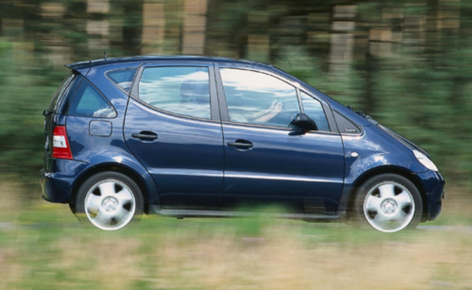 Najmniejsza gwiazda blado świeci - Wszystko o Mercedesie Klasy A