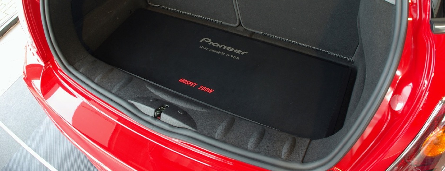 Na zdjęciu podobny model do TS-WX710A.