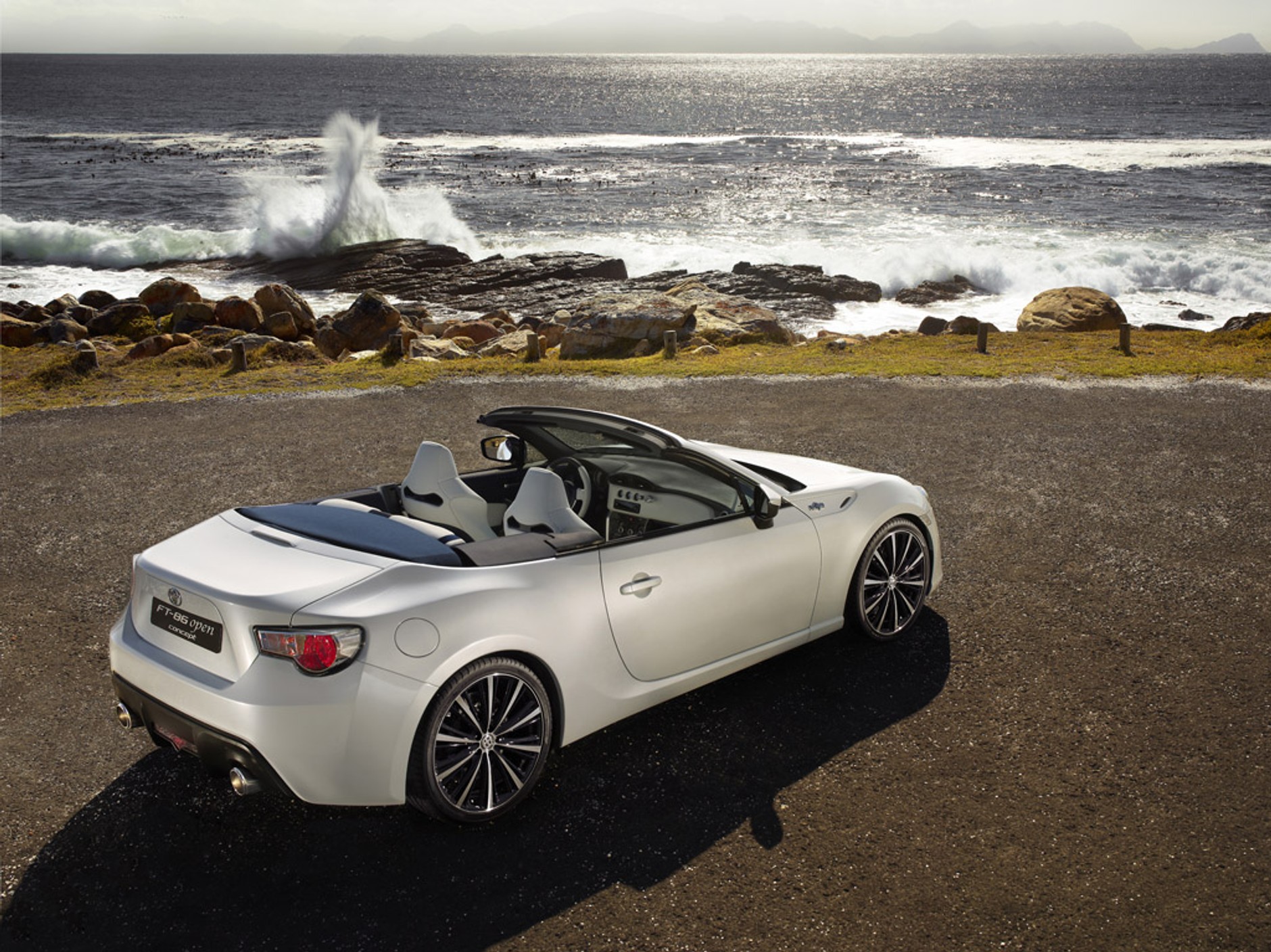 Toyota FT-86 Open: kabriolet dla przyjemności - zdjęcia
