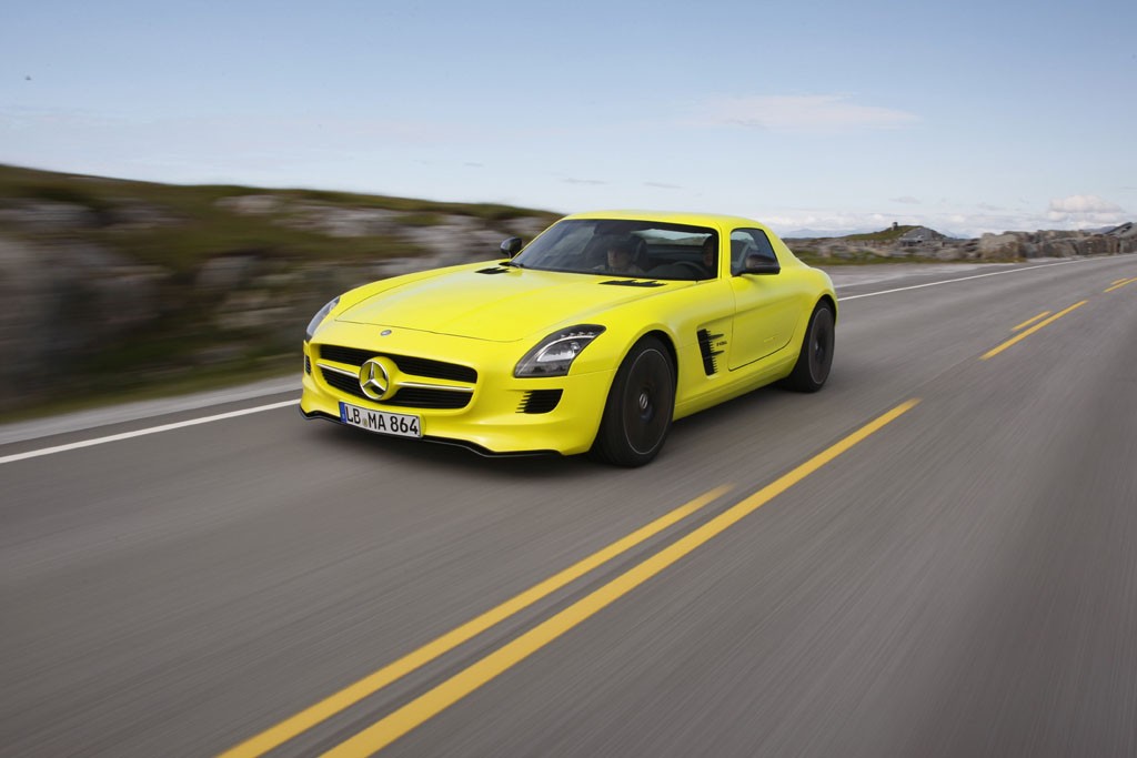 Mercedes SLS AMG E-Cell: Skrzydlak pod napięciem