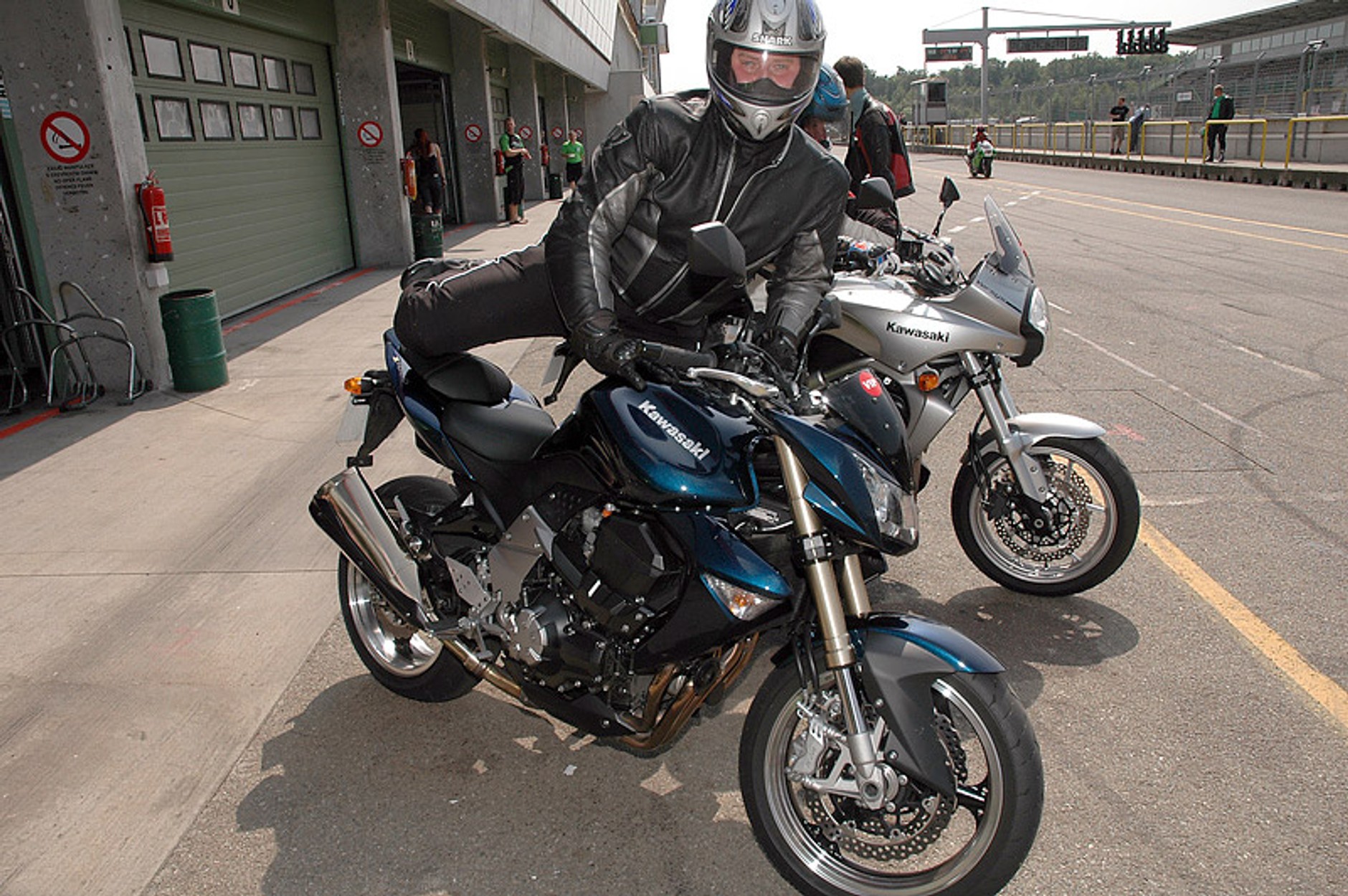 Dzień Kawasaki: tragiczny koniec małej ZX-6R Ninja (+ duża fotogaleria)