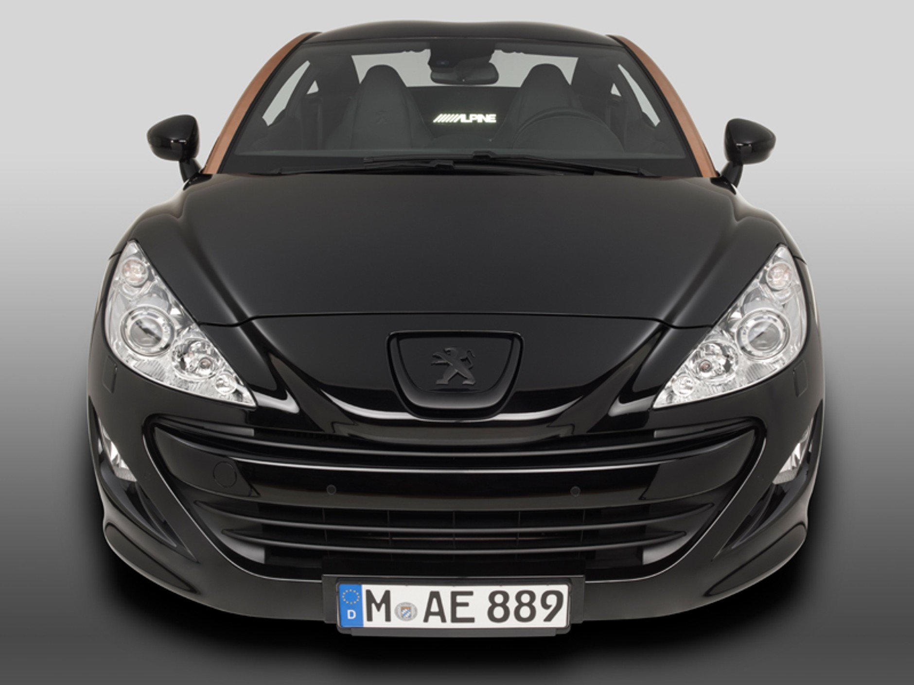 Nowy samochód demonstracyjny Alpine