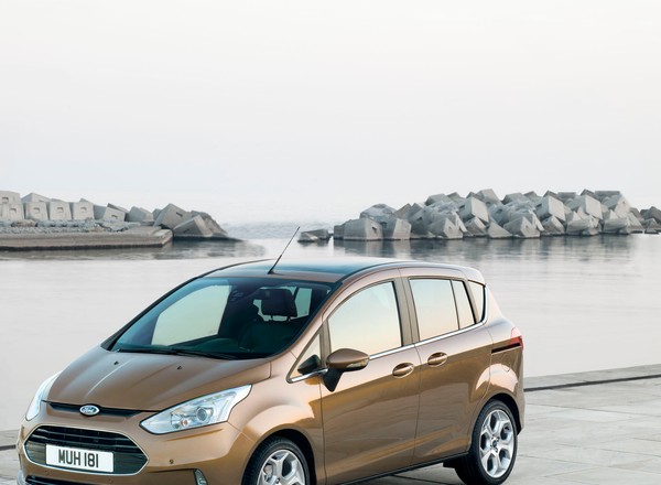 Praktyczny i ekonomiczny Ford B-Max