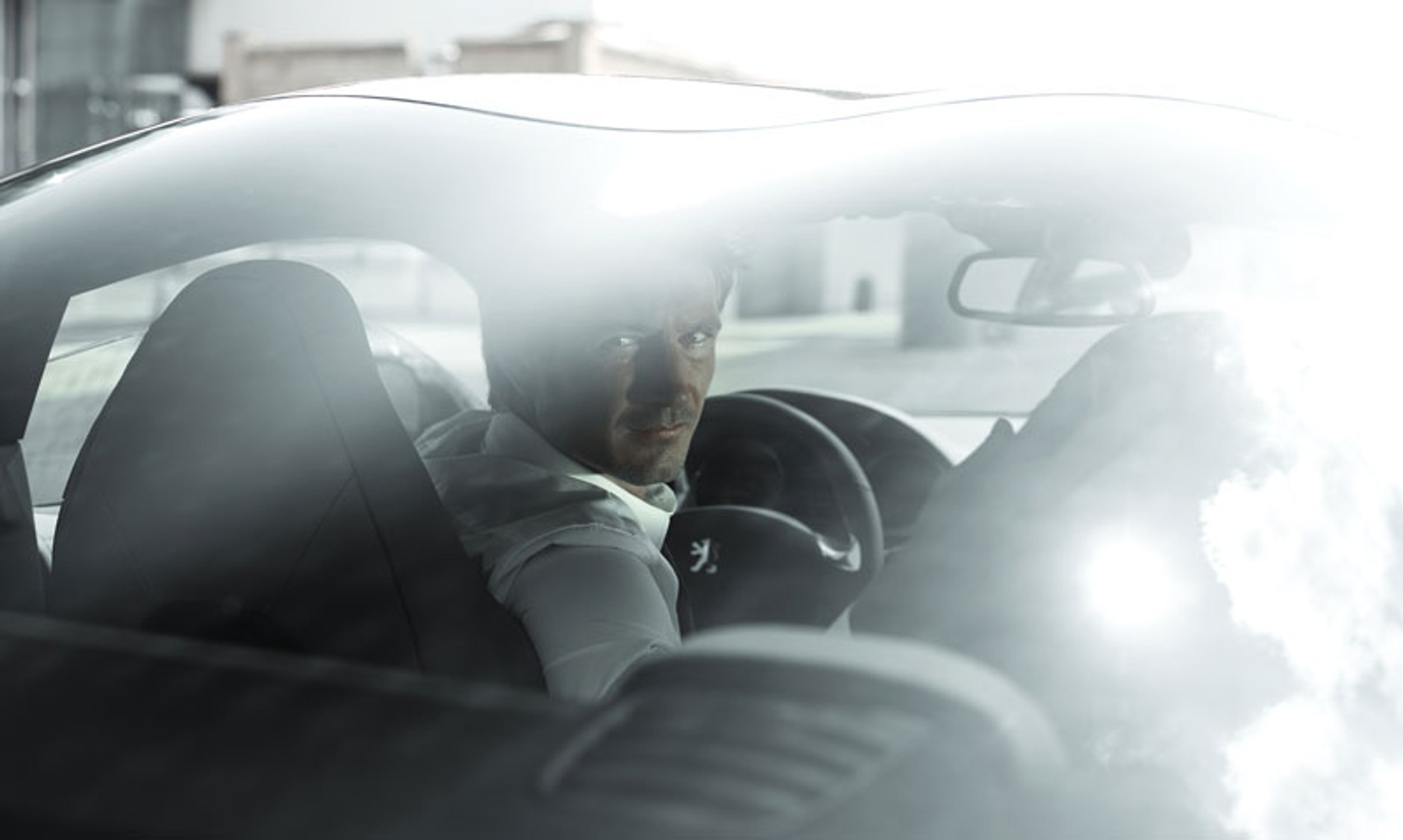 Frankfurt 2009: Peugeot 308 RCZ - esencja emocji w pełnej okazałości