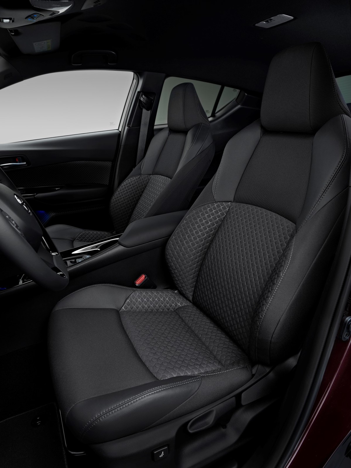 Toyota CH-R na rocznik 2022 – co się zmieni?