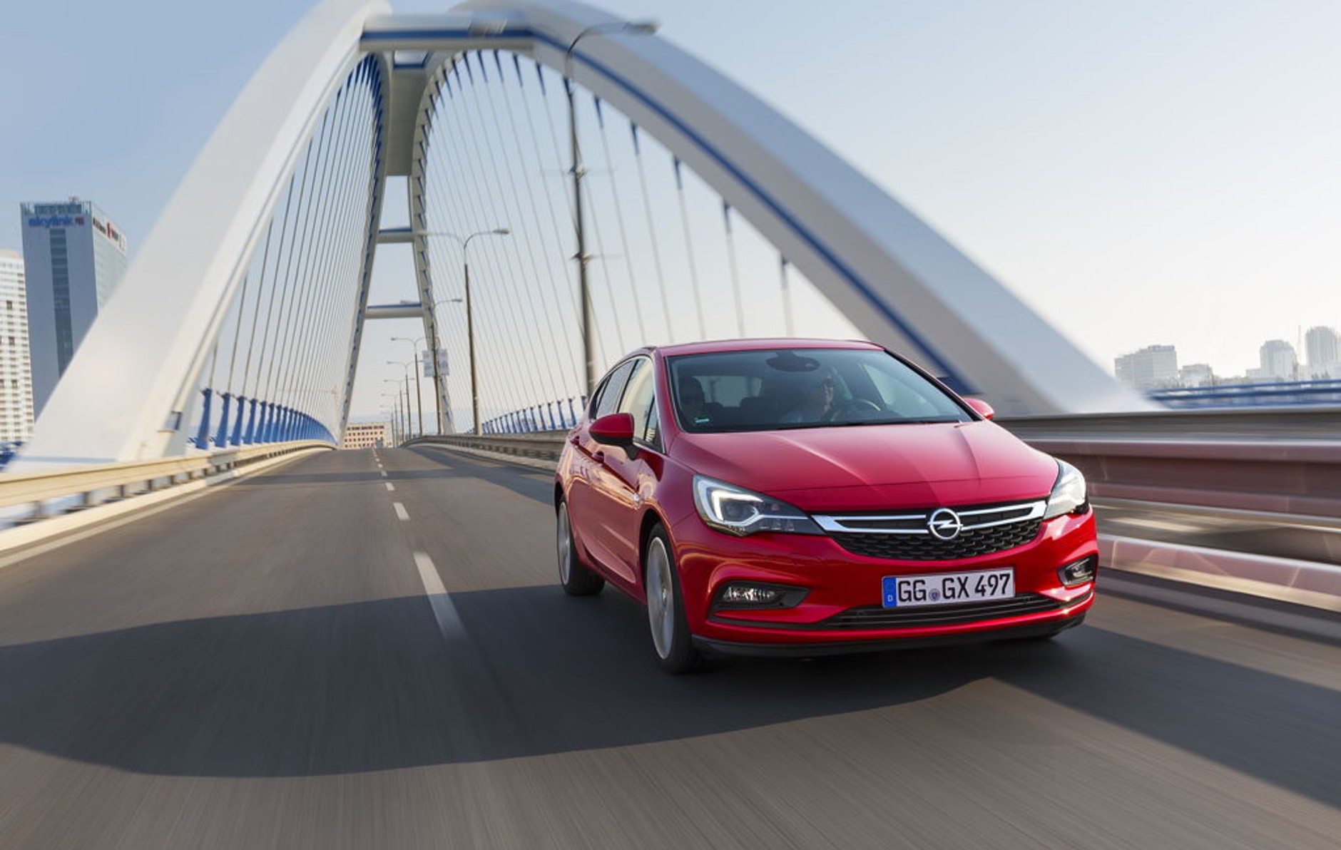 Nowy Opel Astra - auto dla każdego?