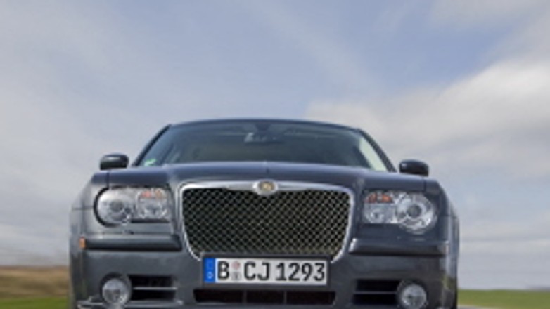 IAA Frankfurt 2009: Chrysler 300C SRT8 - superexpress