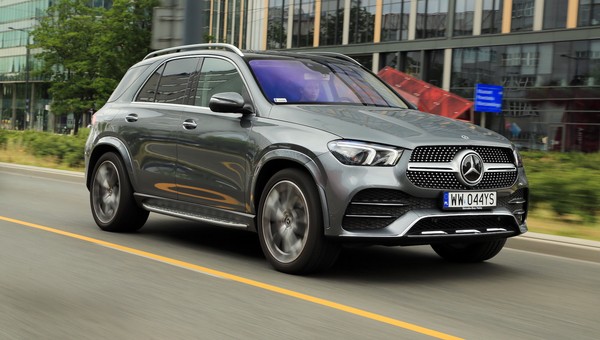 Służba Ochrony Państwa - kupuje nowe auta za ponad 5,5 mln zł