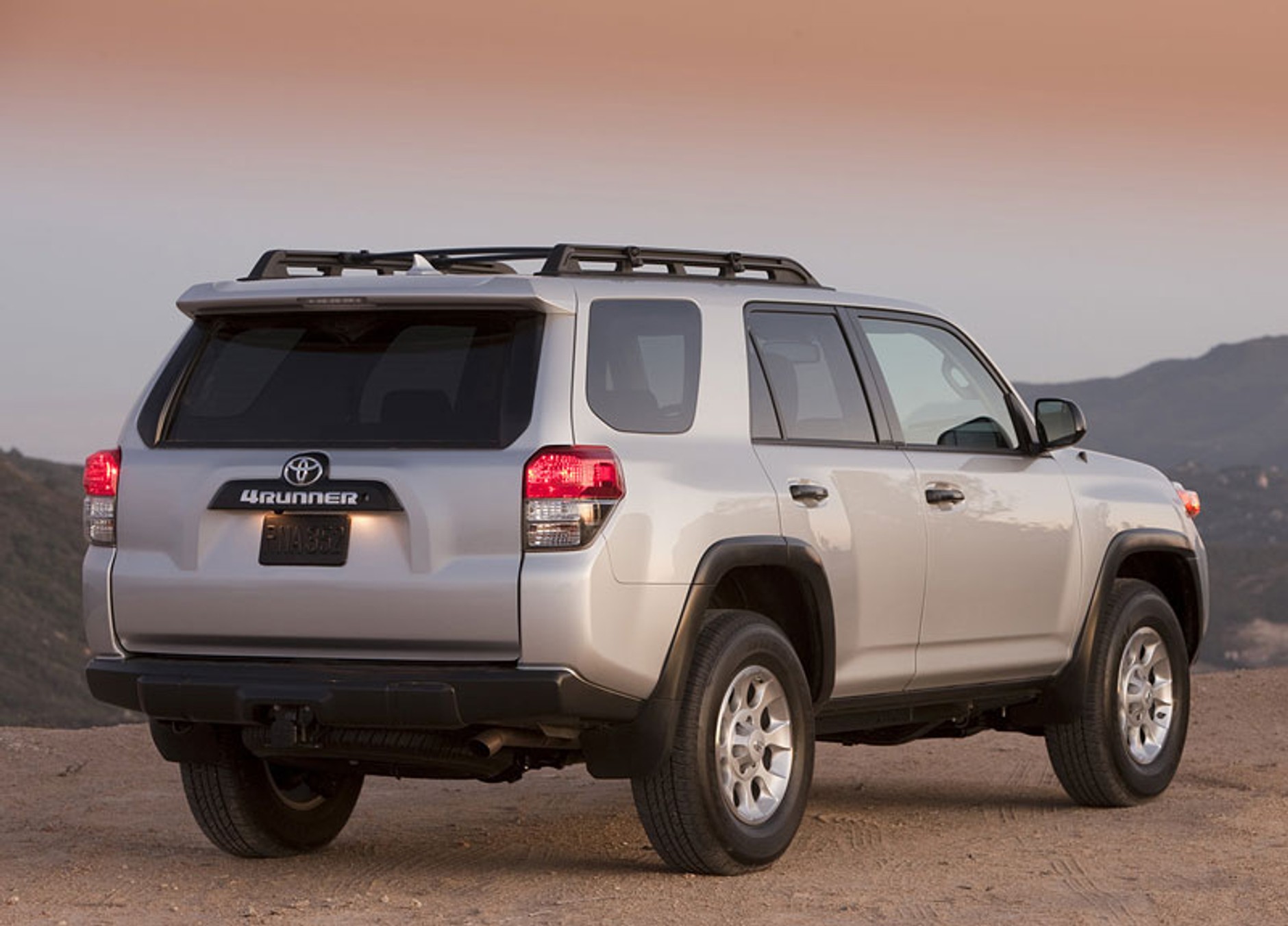 Toyota 4Runner - Mid-size SUV piątej generacji