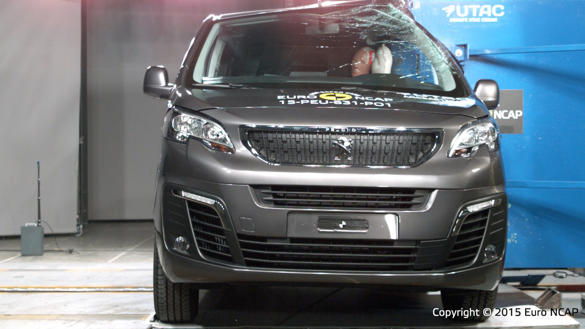 Peugeot Traveller - test zderzeniowy