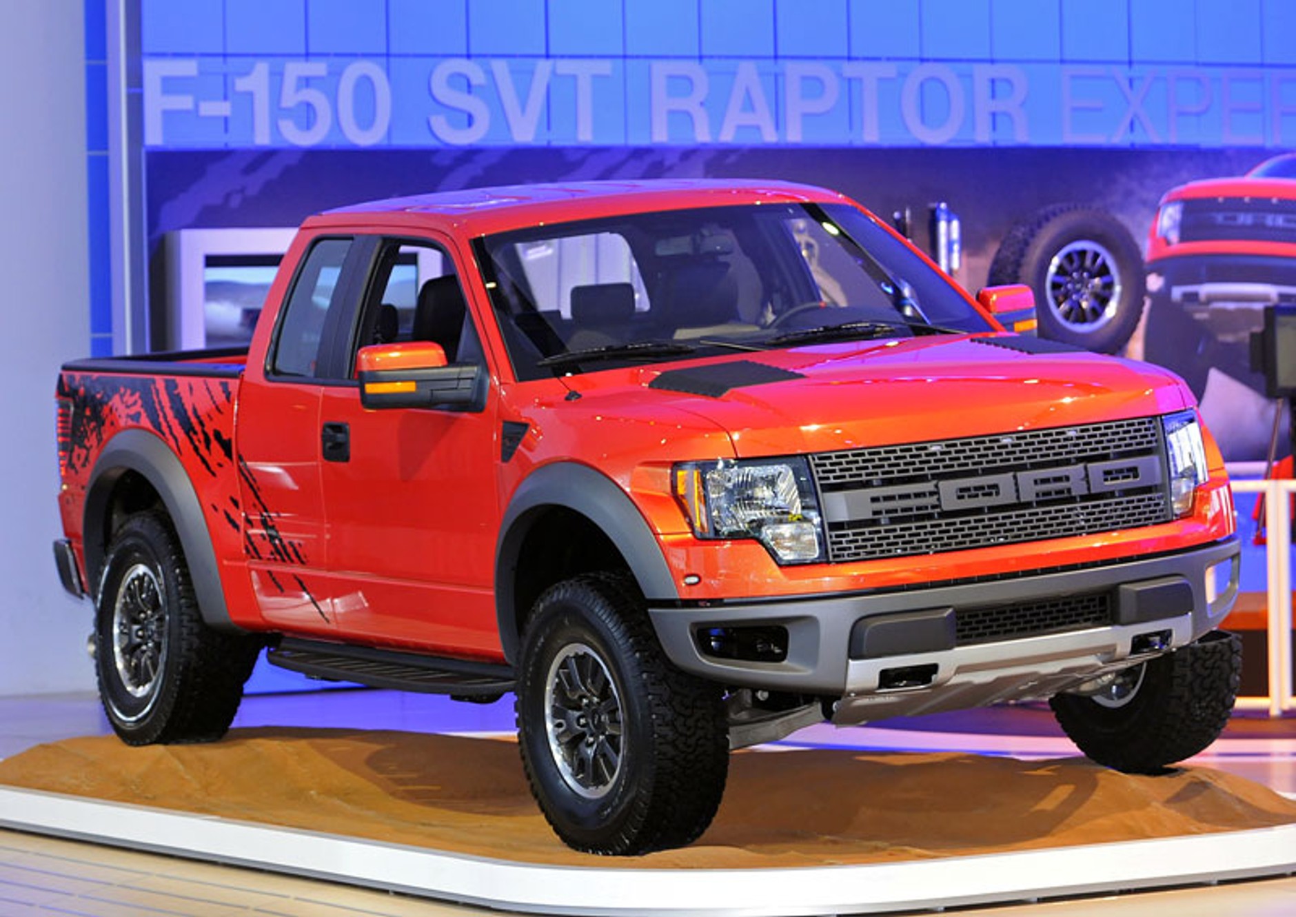 Detroit 2009: na czym oszczędzają Amerykanie (fotogaleria nowości 2.)