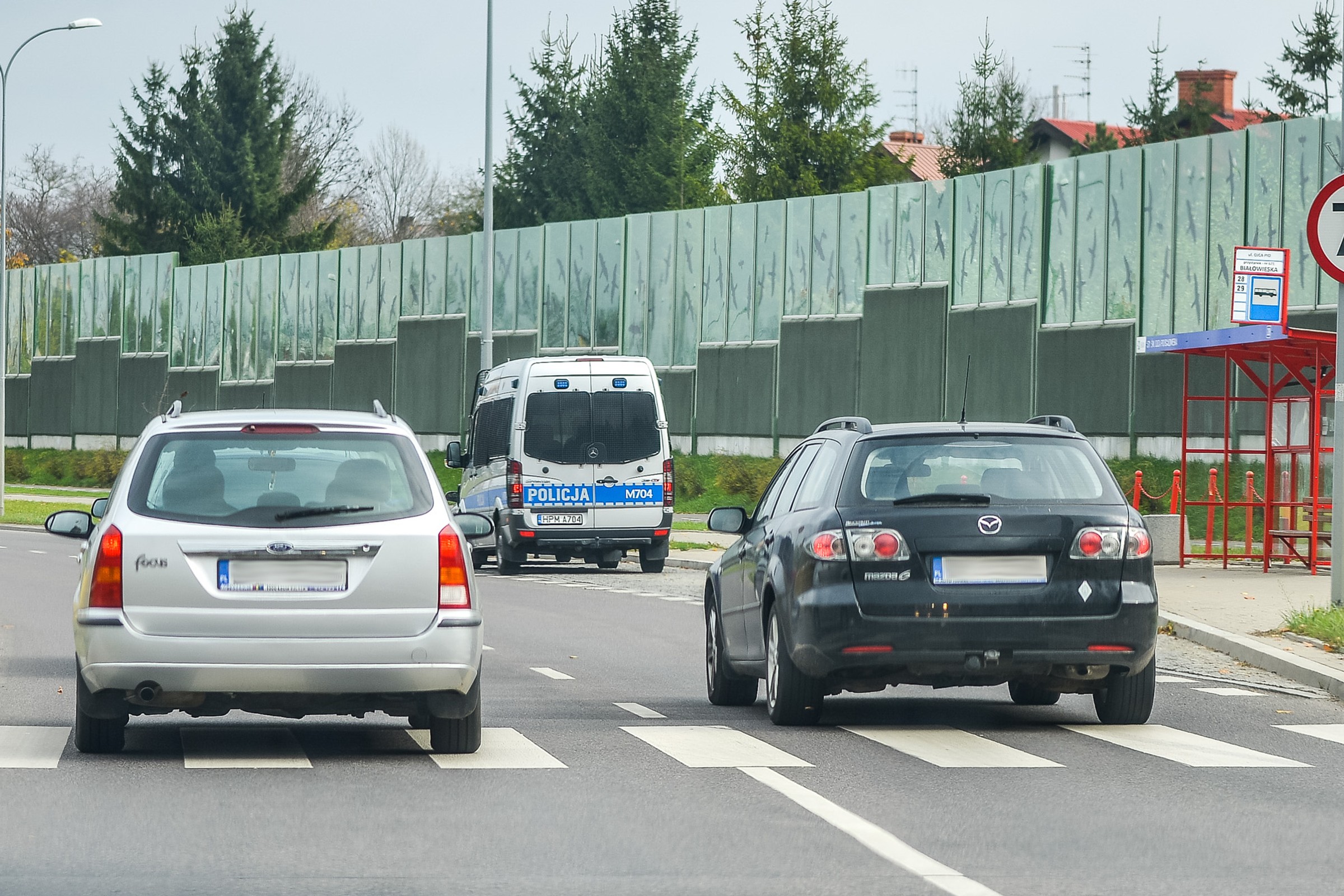 Kierowcy masowo popełniają to wykroczenie. Często choćby o tym nie wiedzą. Mandat jest potężny