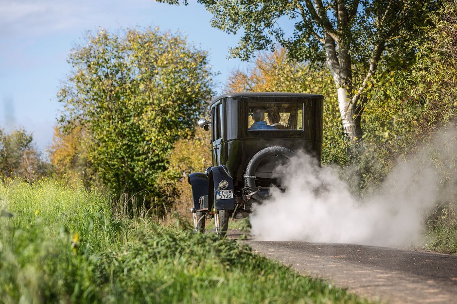 Stanley Steamer 735D - prawdziwa maszyna parowa