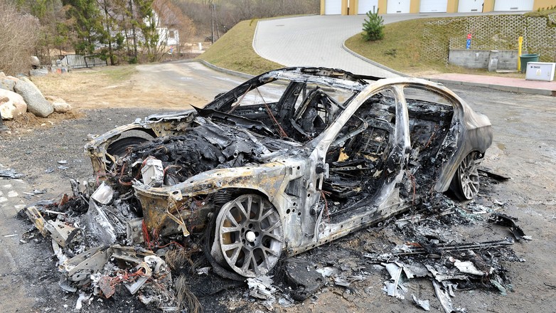 bmw7EN 01167020 0004