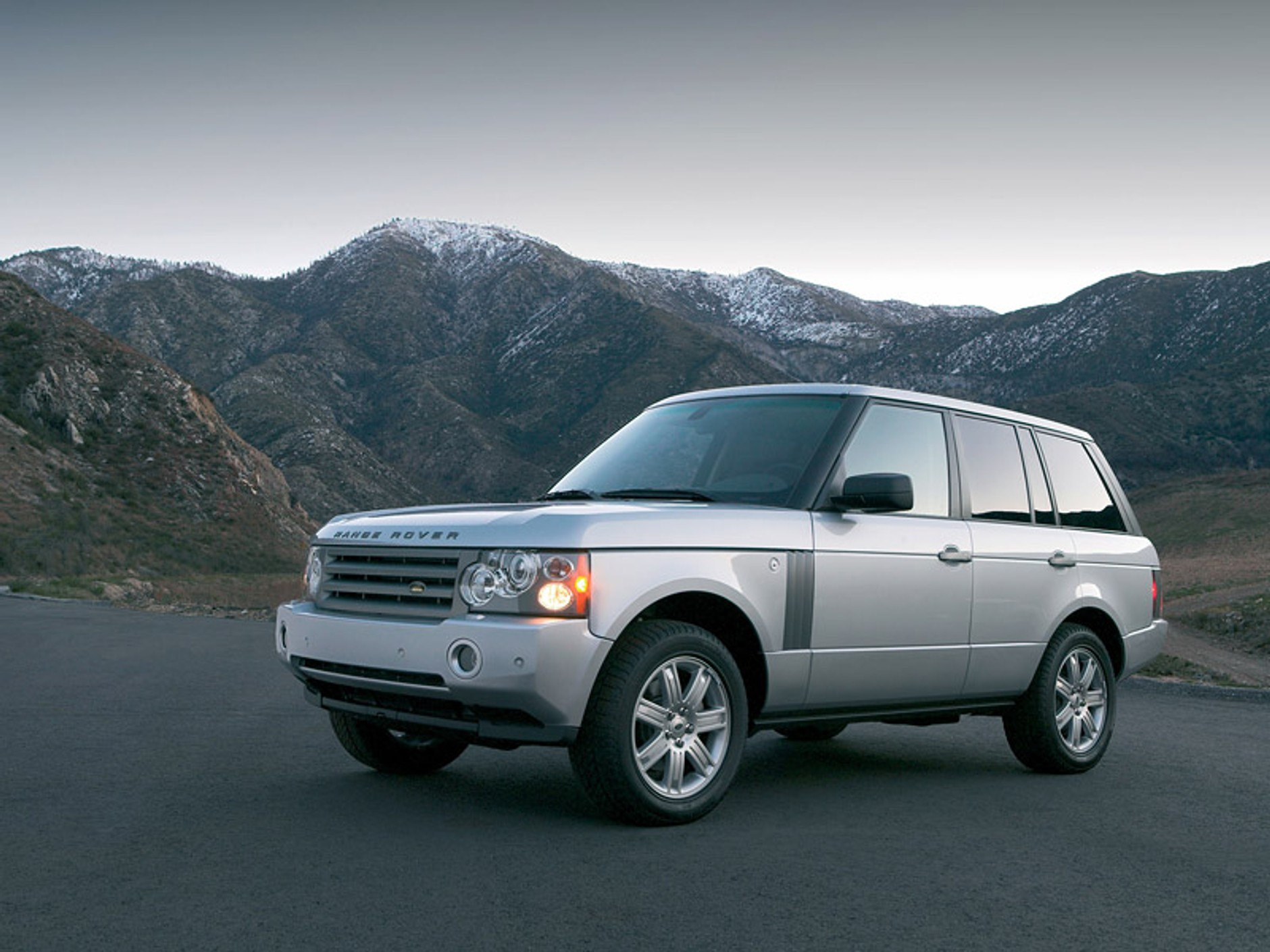 Land Rover wyprodukował 4 mln samochodów terenowych