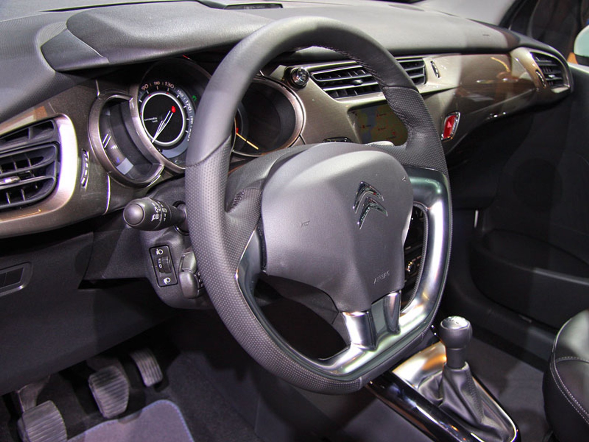 IAA Frankfurt 2009: Citroën C3 – pierwsze wrażenia (fotogaleria)