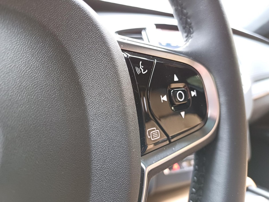 Volvo XC90 B5
