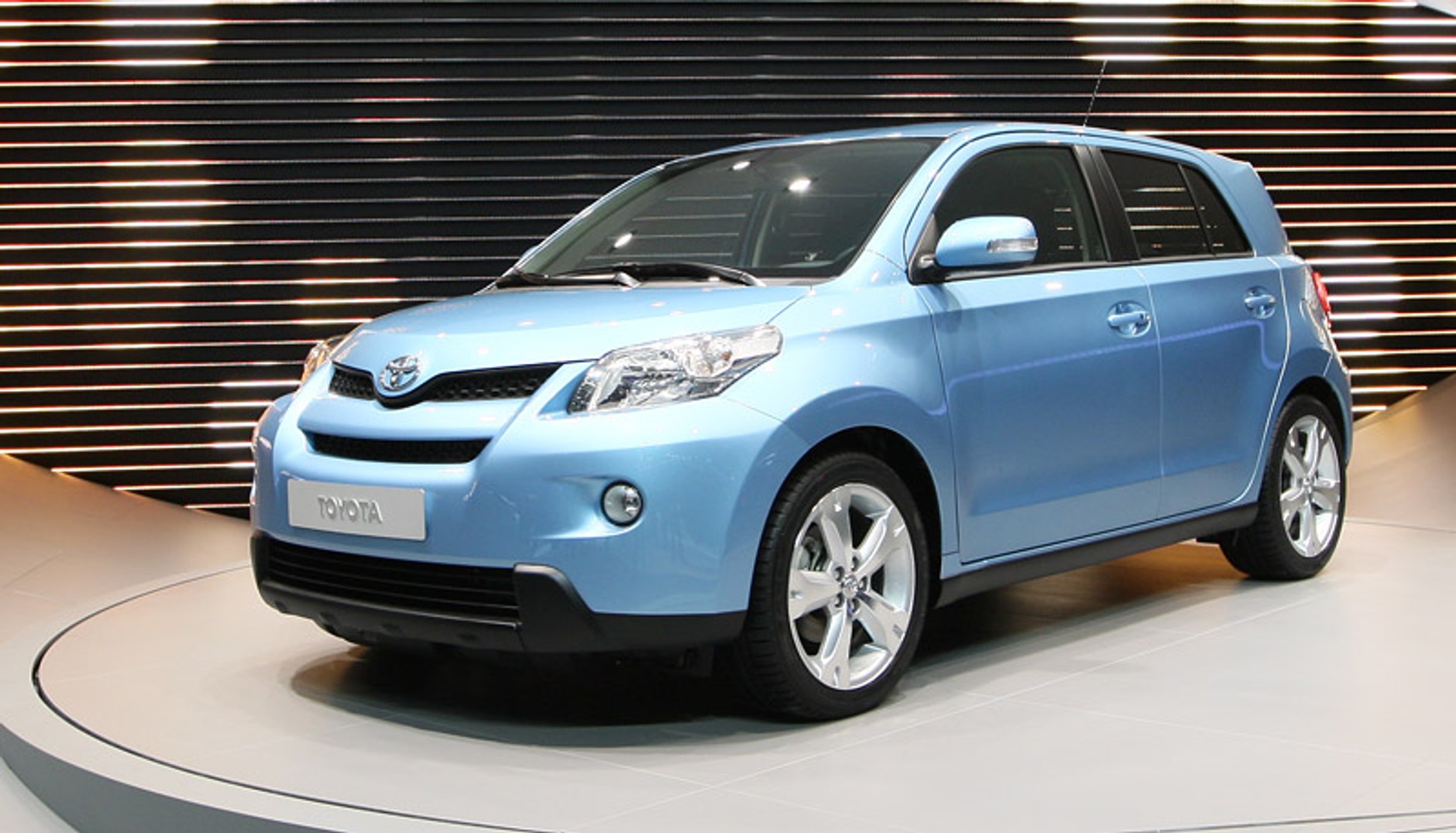 Paryż 2008: Toyota Urban Cruiser – miejski crossover z napędem 4x4 i nowym silnikiem 1,33 Dual VVT-i