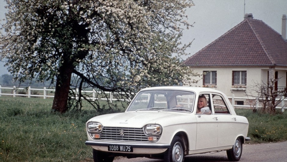 Peugeot 204 D kombi - Auto z duszą... jamnika