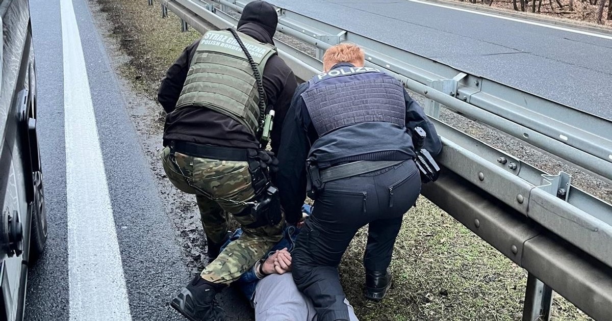 Ujawnienie skradzionego kampera na A2