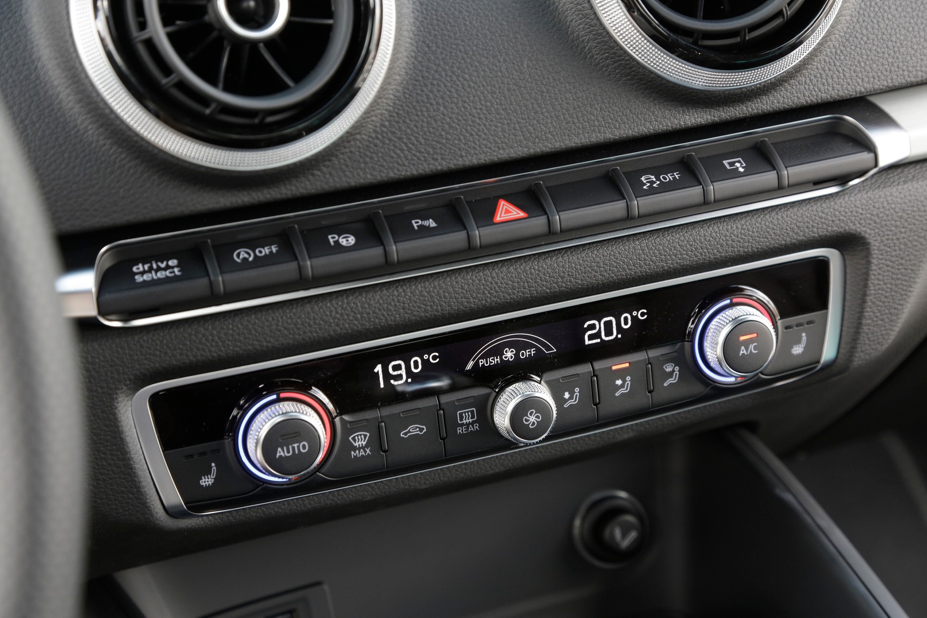 Audi A3 Sedan 2.0 TDI S tronic