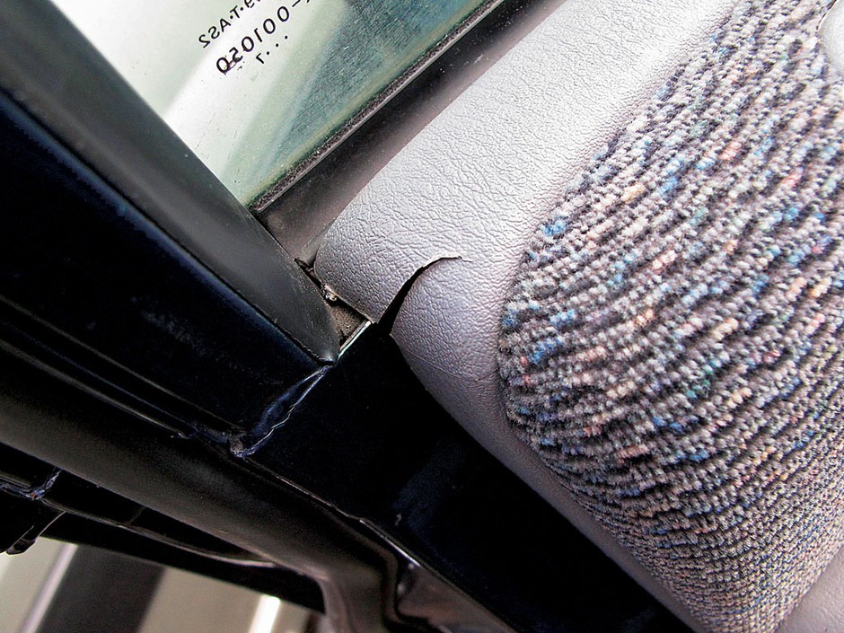Auto po 300 tys. km - Usterki wnętrza
