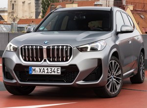 Szukasz SUV-a klasy premium? Sprawdzamy, którą wersję BMW X1 warto kupić?