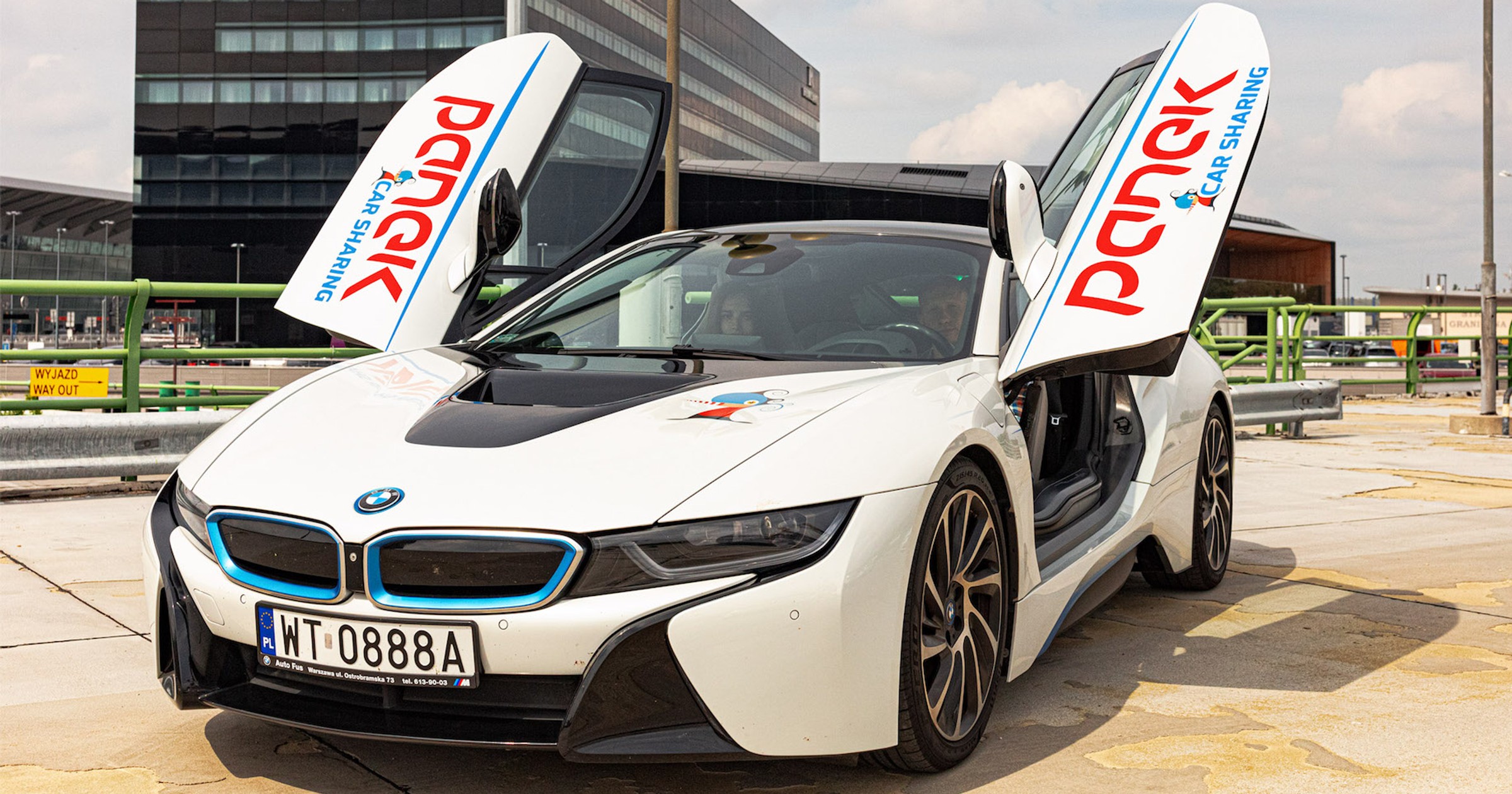 BMW i8 w car-sharingu