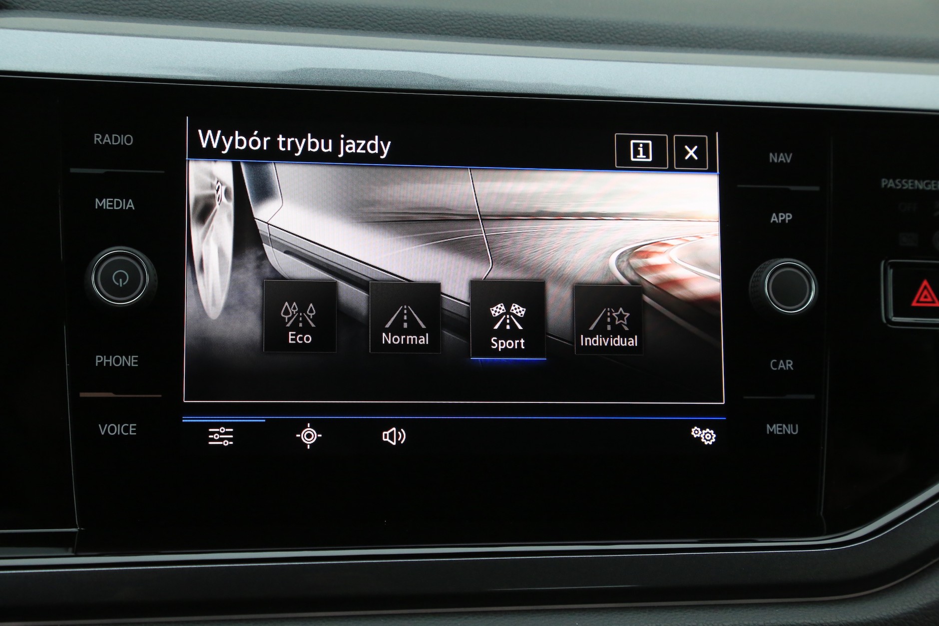 Volkswagen Polo 1.0 TSI (2021 r., 6. generacja)