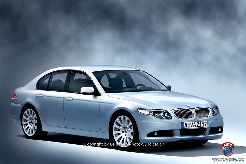 Zdjęcia szpiegowskie: Nowe BMW serii 7 będzie większe i bardziej sportowe